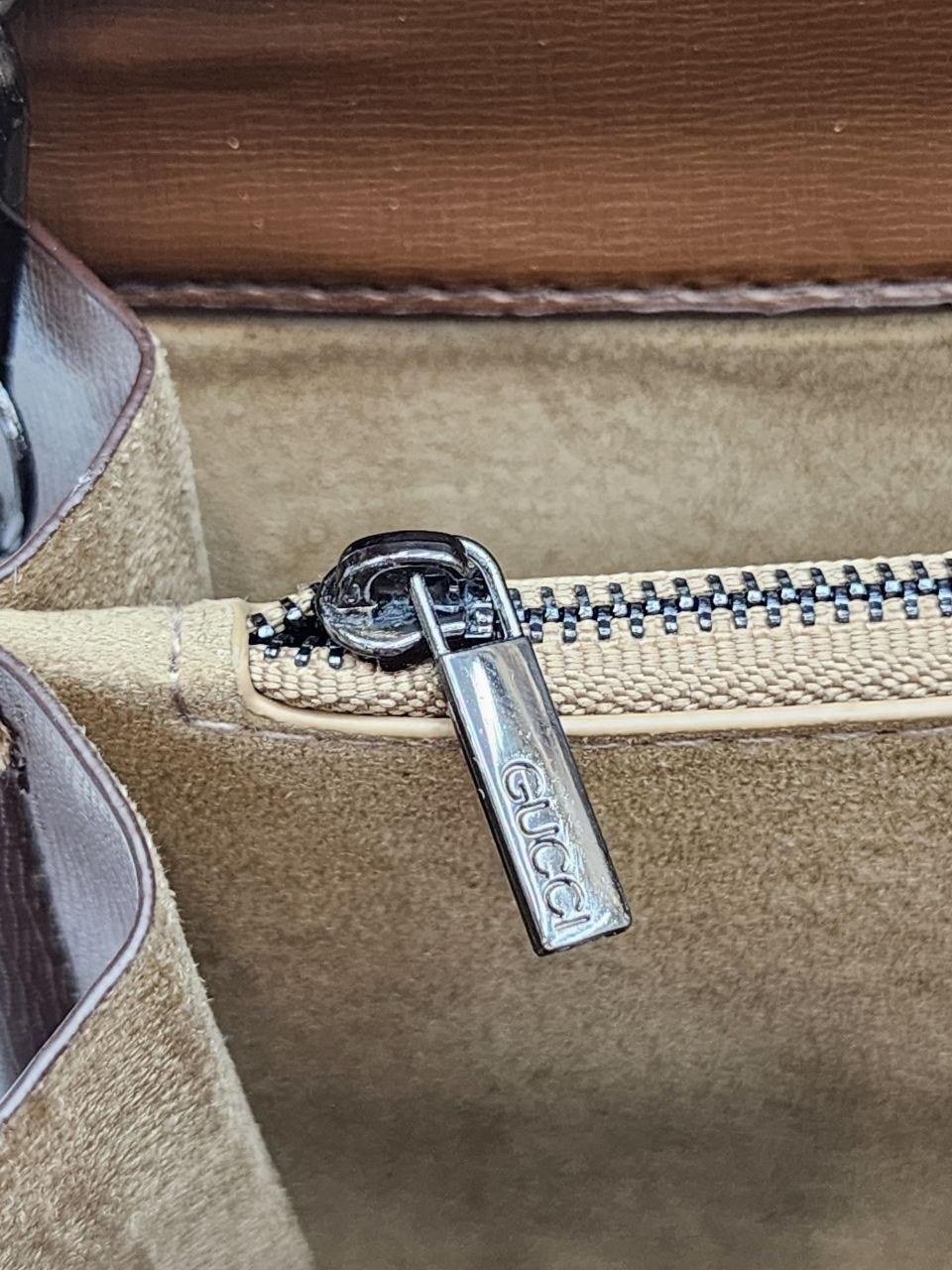 GUCCI 
Цена:...