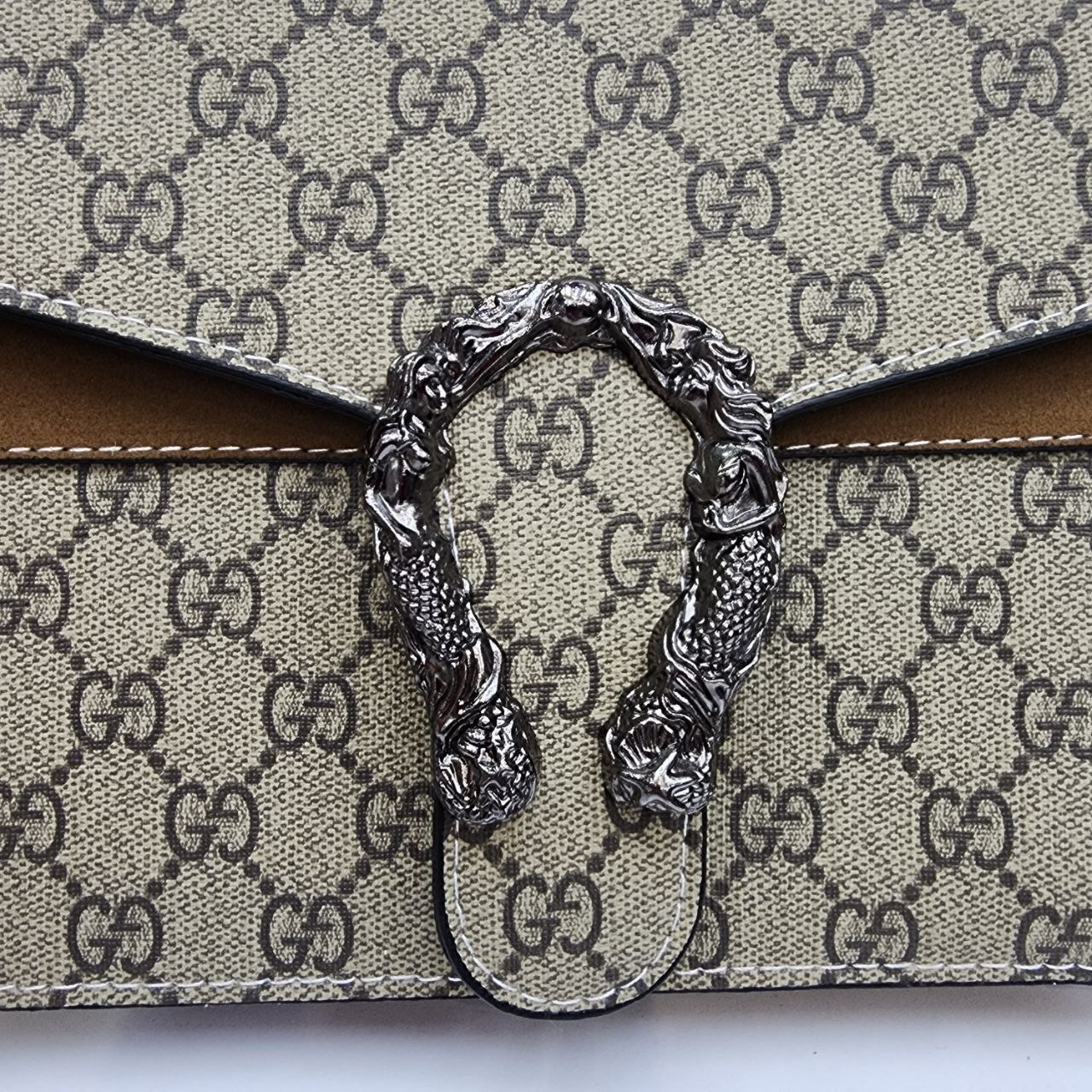 GUCCI 
Цена:...