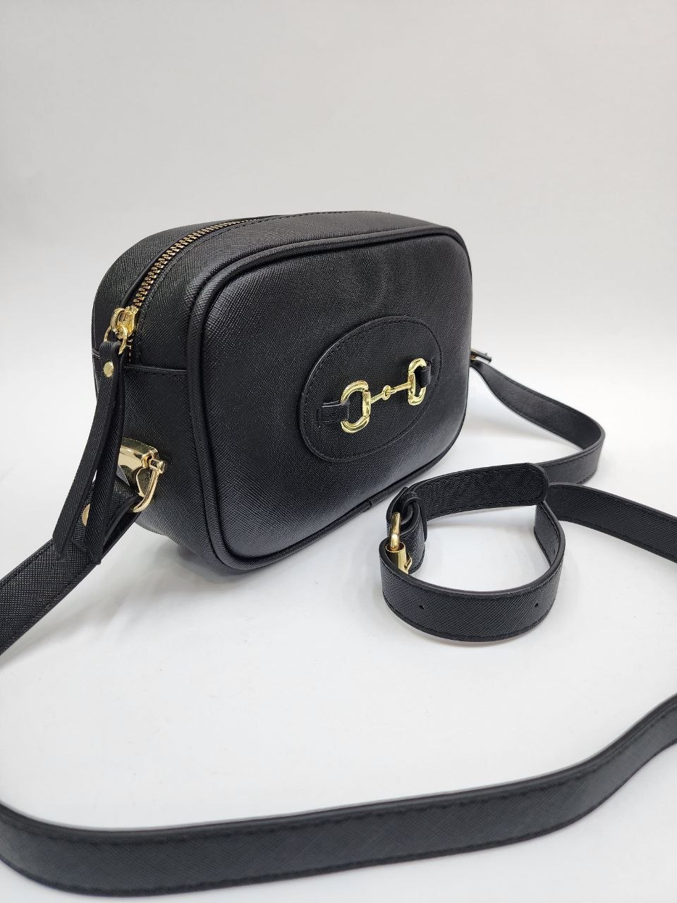 Бренд: GUCCI...