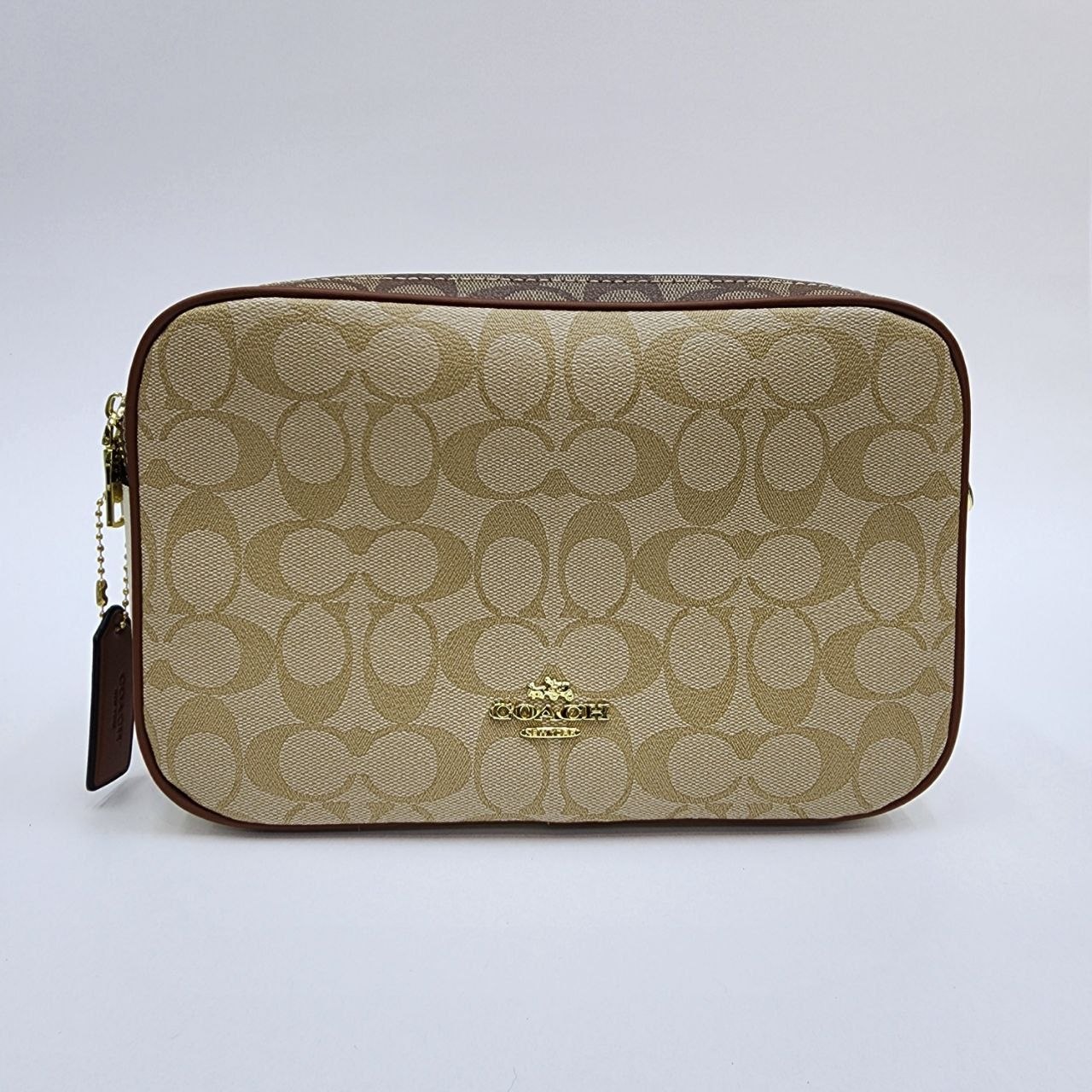 COACH 
Цена: 3400 сом
Размер: 25×16×8 5 см
Артикул: 195...