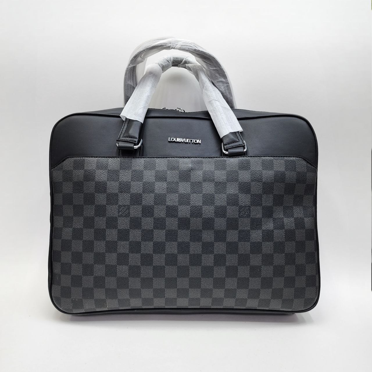 Бренд: LV LOUIS VUITTON 
Цена: 2200 сом
Размер: 40×29×7...