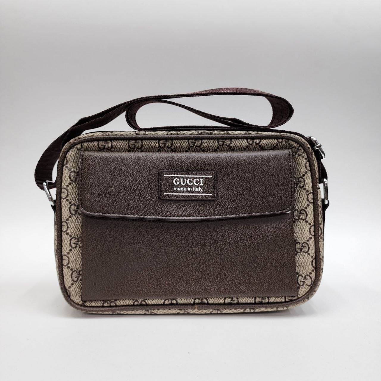 Бренд: GUCCI барсетка 
Цена: 1800 сом
Размер: 25,5×17×9...