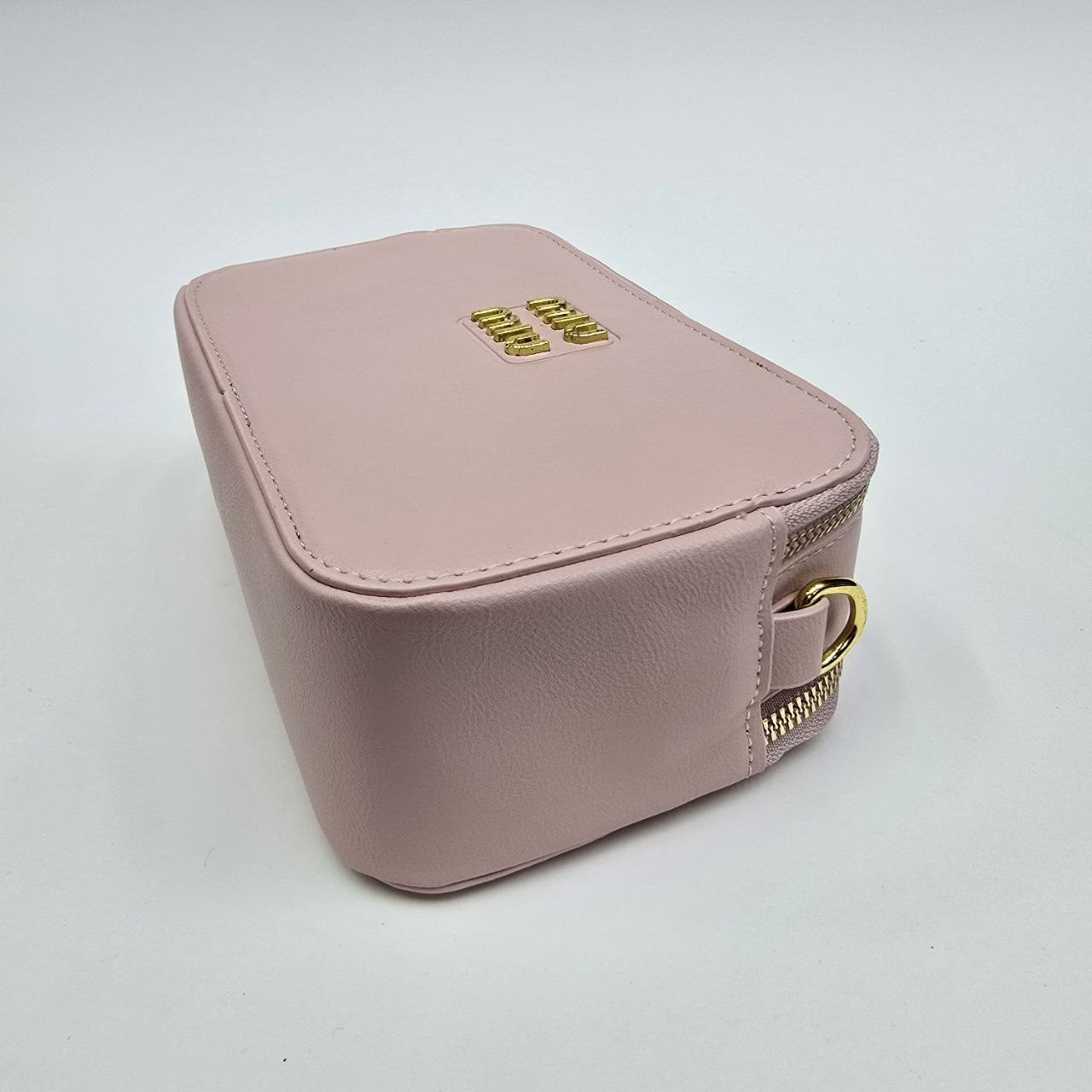 Бренд: MIU M...