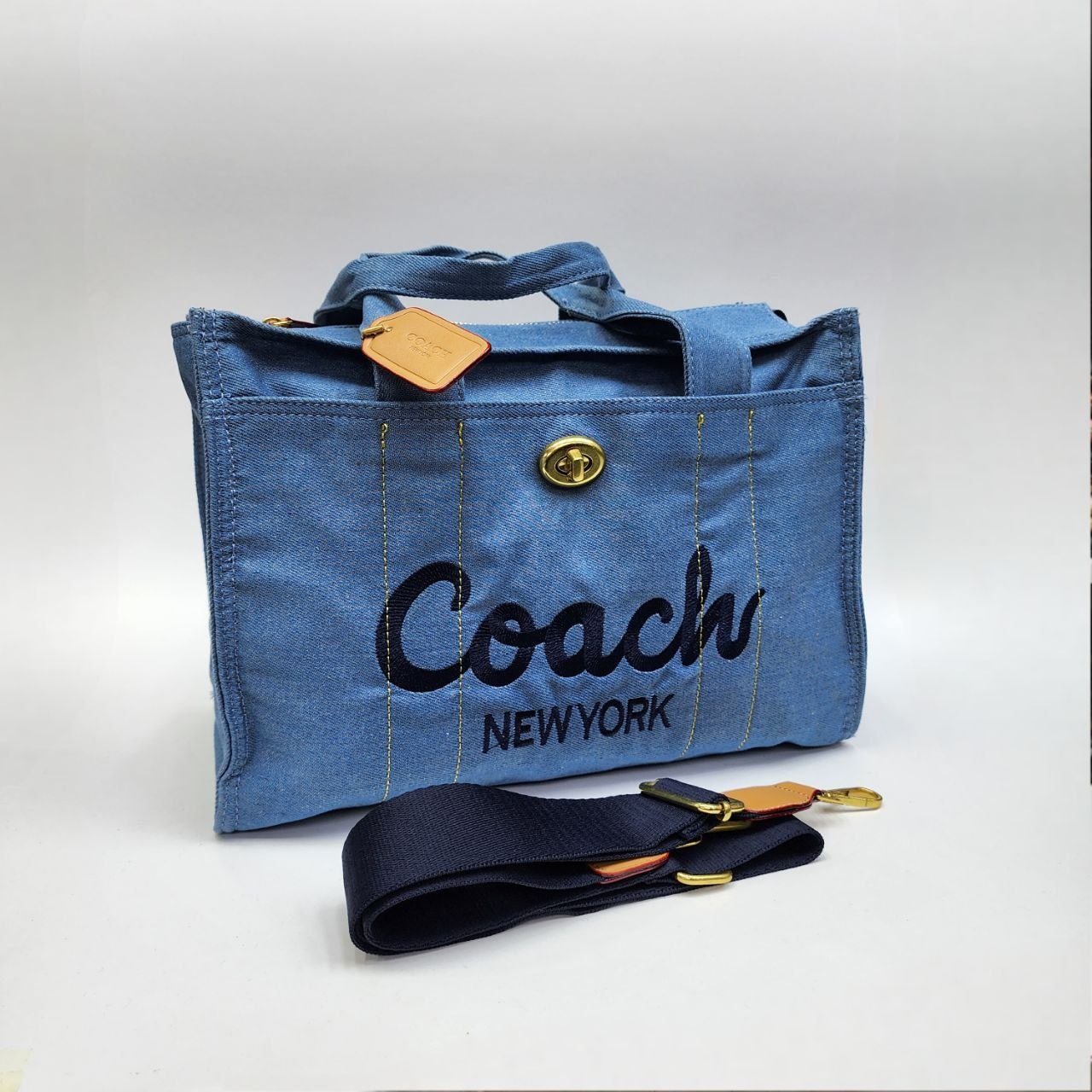Бренд: COACH шоппер
Цена: 1300 сом
Артикул: 999-3С5
26×...