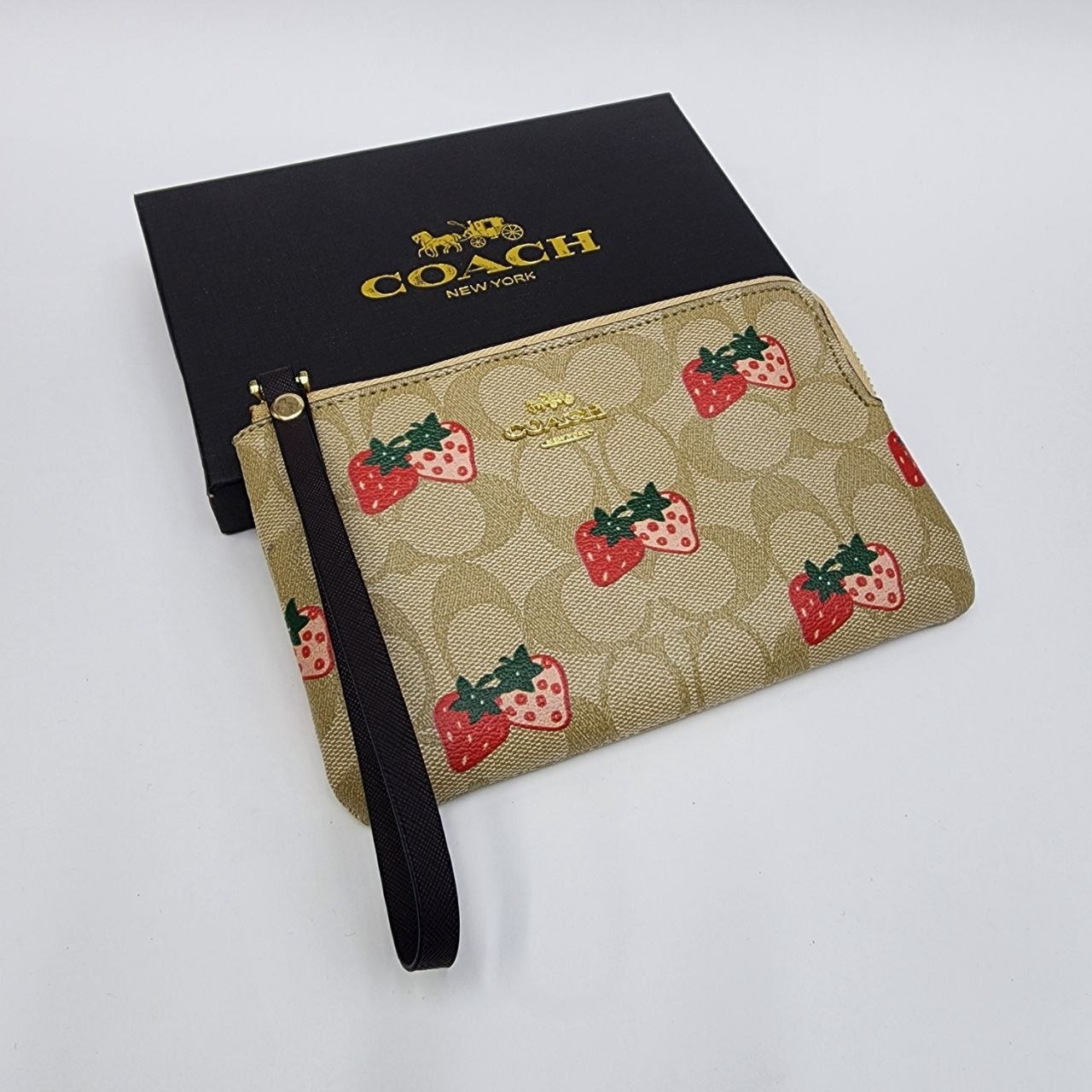 Бренд: COACH...
