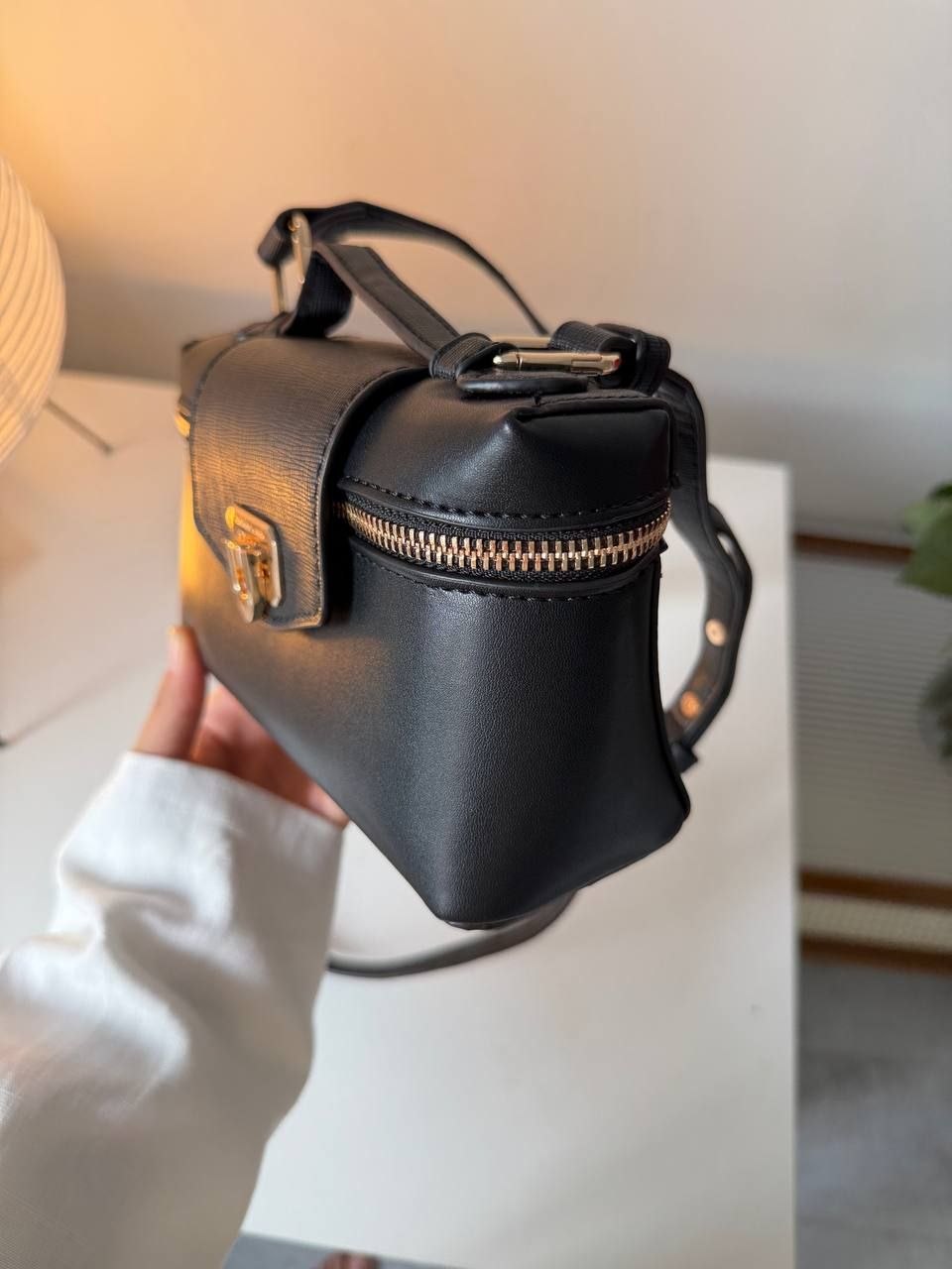 CHARLES&KEITH