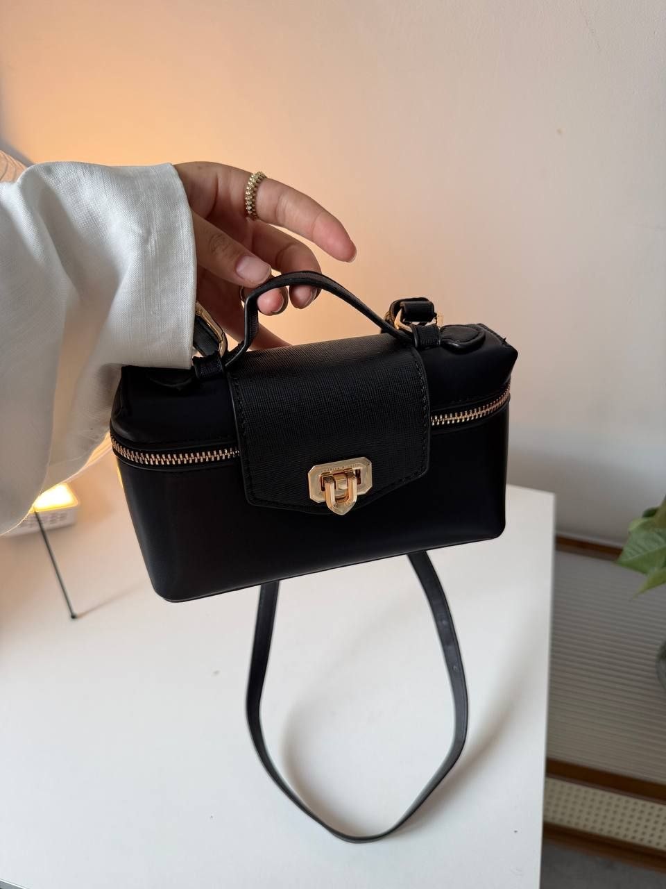 CHARLES&KEITH
