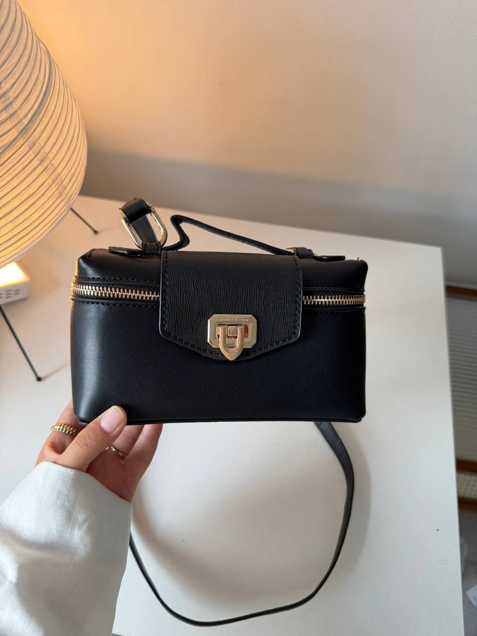 CHARLES&KEITH