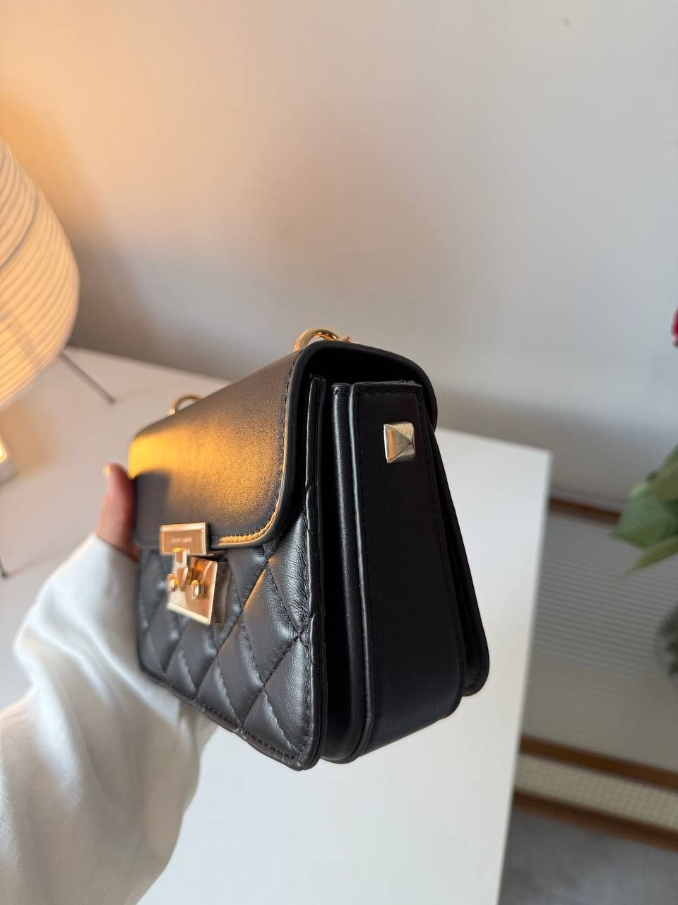 CHARLES&KEITH