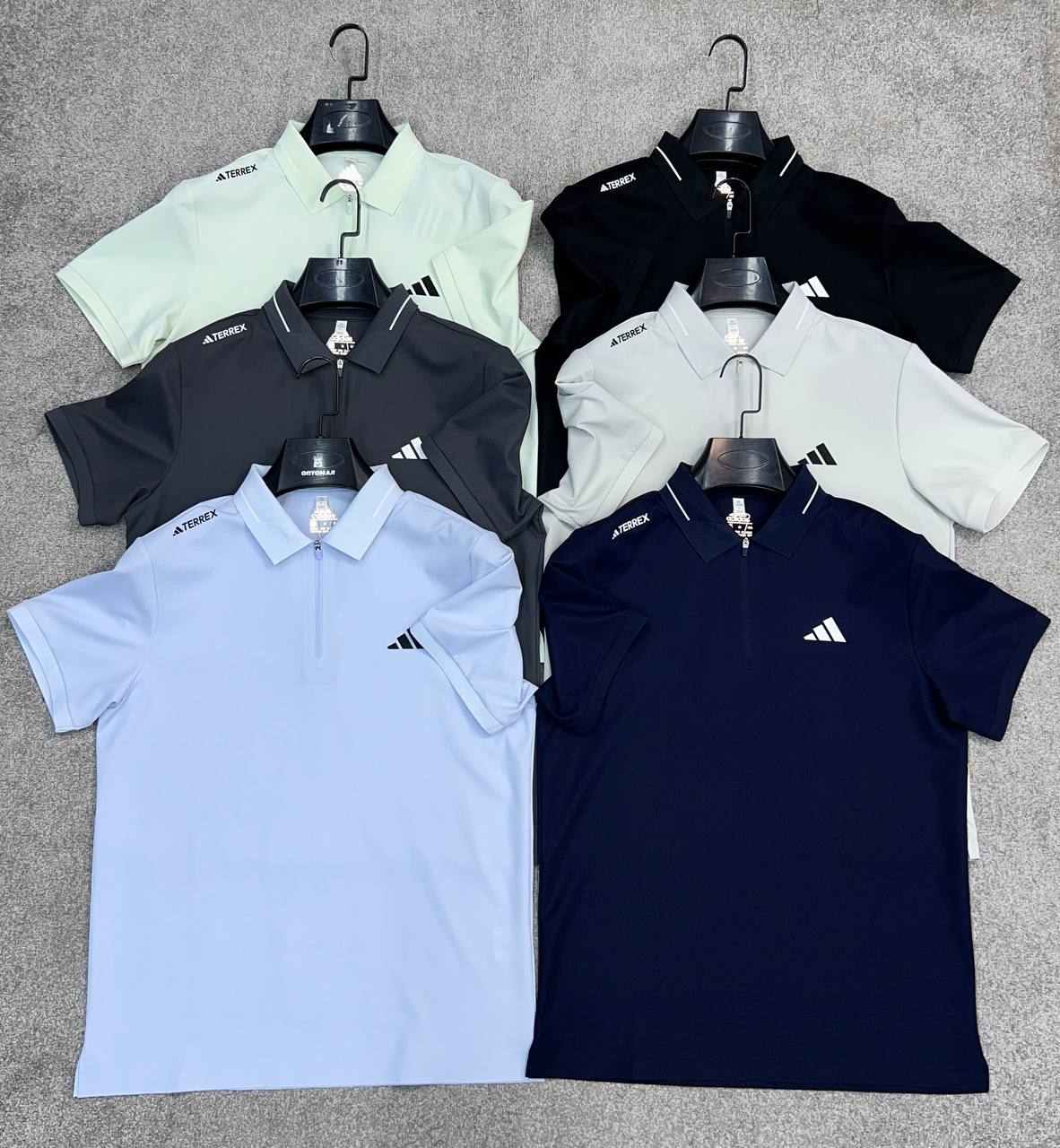 Трико от ADIDAS 💥
Ткань:тонкая плащевка
Производство Фа...