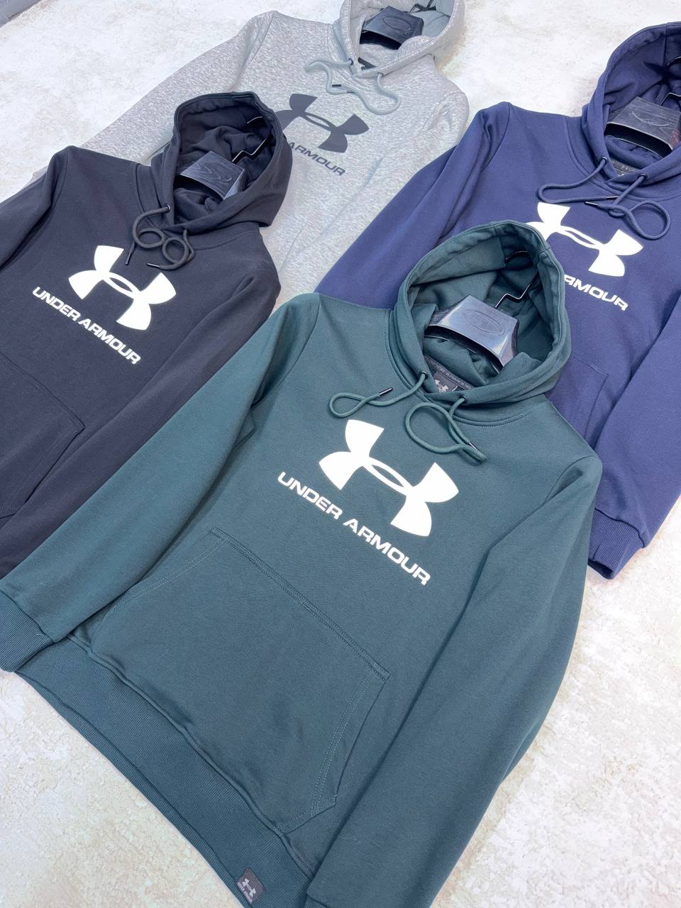 Толстовка худи 🆕
UNDER ARMOUR 🎉
Производств Фабричный К...