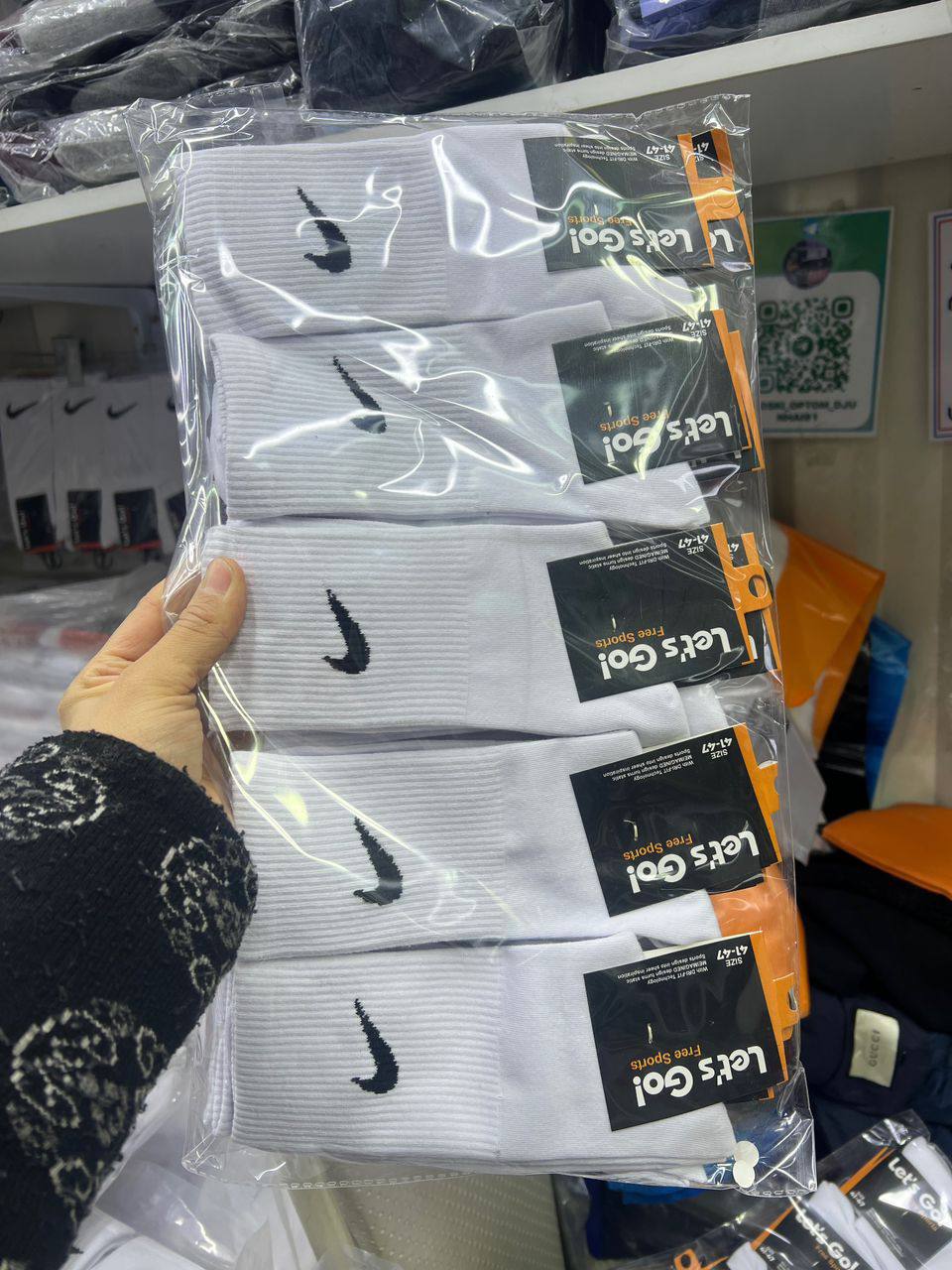 Белые бренд носки