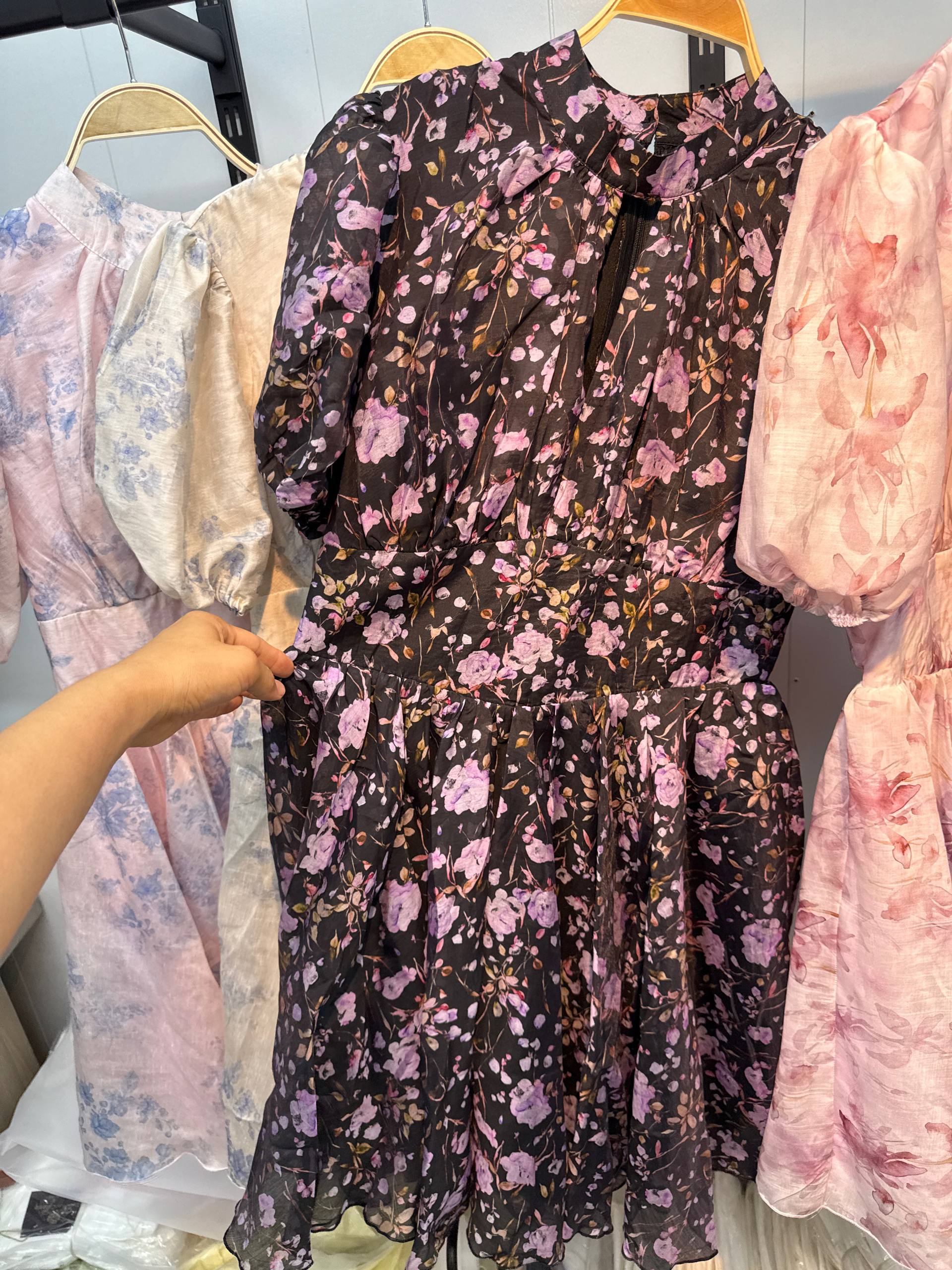 New 🆕 
Luna store 🇰🇬
Размер: S/M 
Ткань: Тенсель батист...