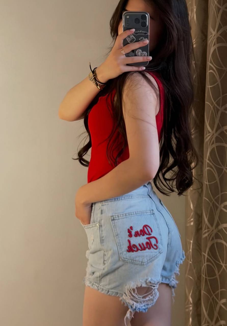 𝐄𝐗𝐂𝐋𝐔𝐒𝐈𝐕𝐄 • 𝐂𝐎𝐋𝐋𝐄𝐂𝐓𝐈𝐎𝐍 •