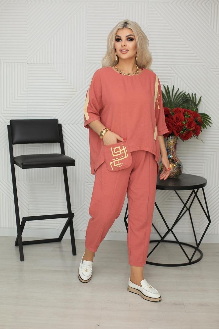 Двойка в стиле бохо
✨ Стильный и комфортный комплект на...