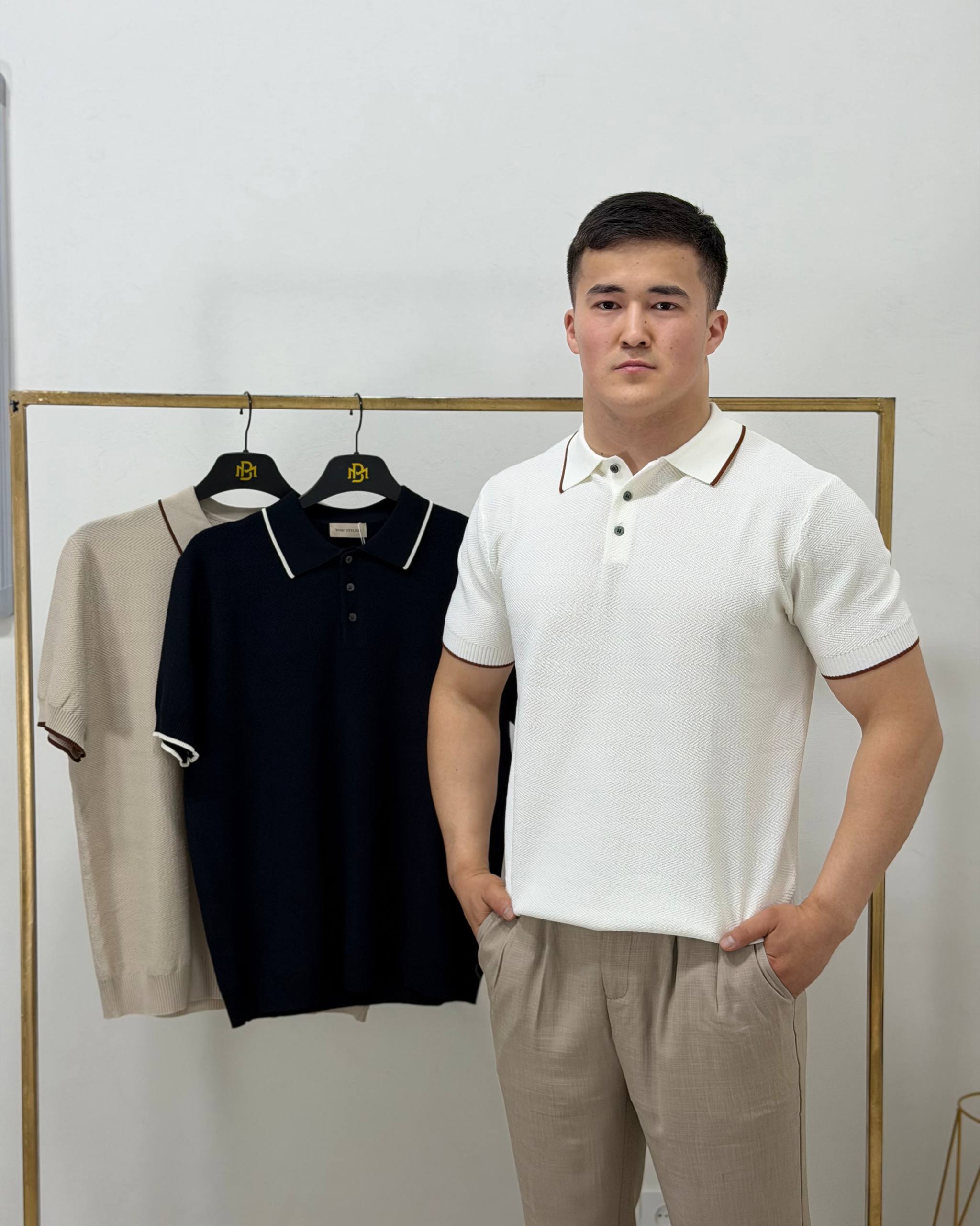 Батник 4307
Цена:960с
Количесто в пачке:5шт
Для заказа ...