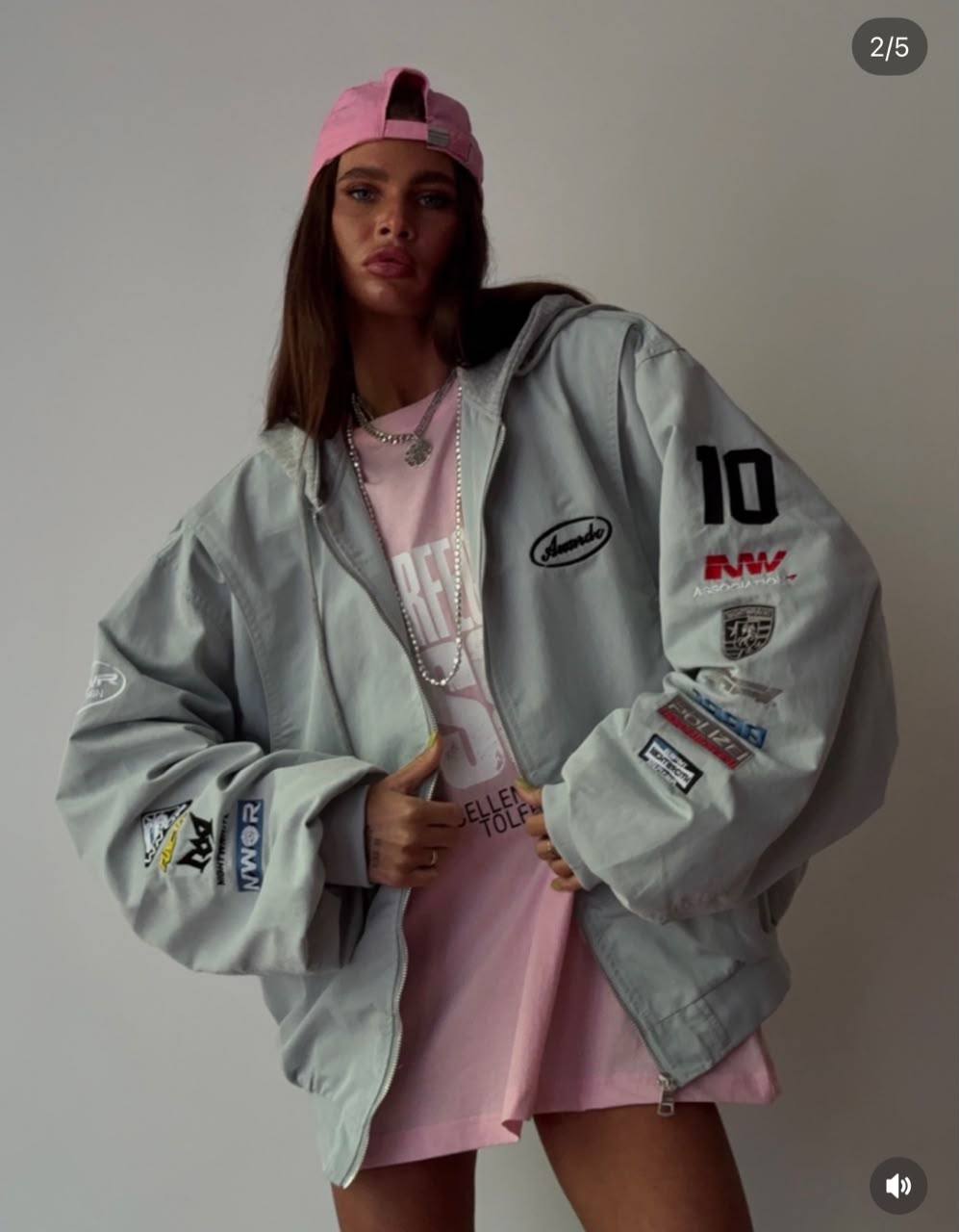 Трендовый oversize-бомбер в 6 цветах🔥
Стильная модель в...