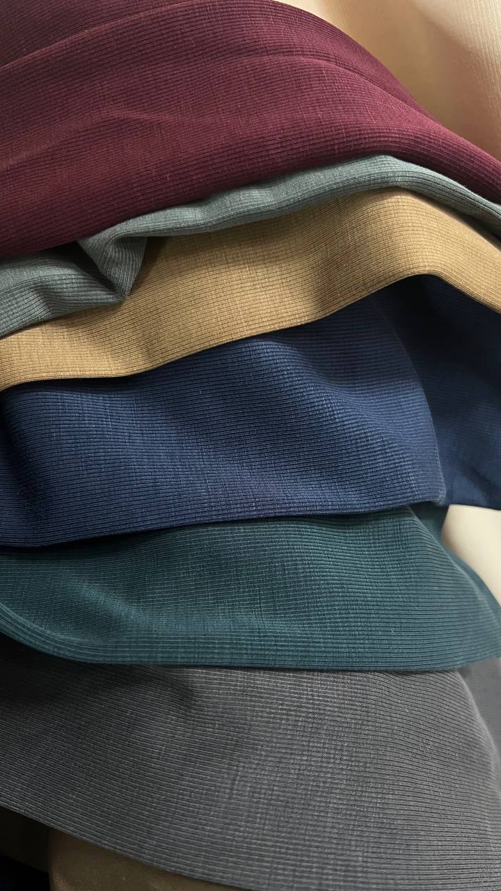 Это платье с...