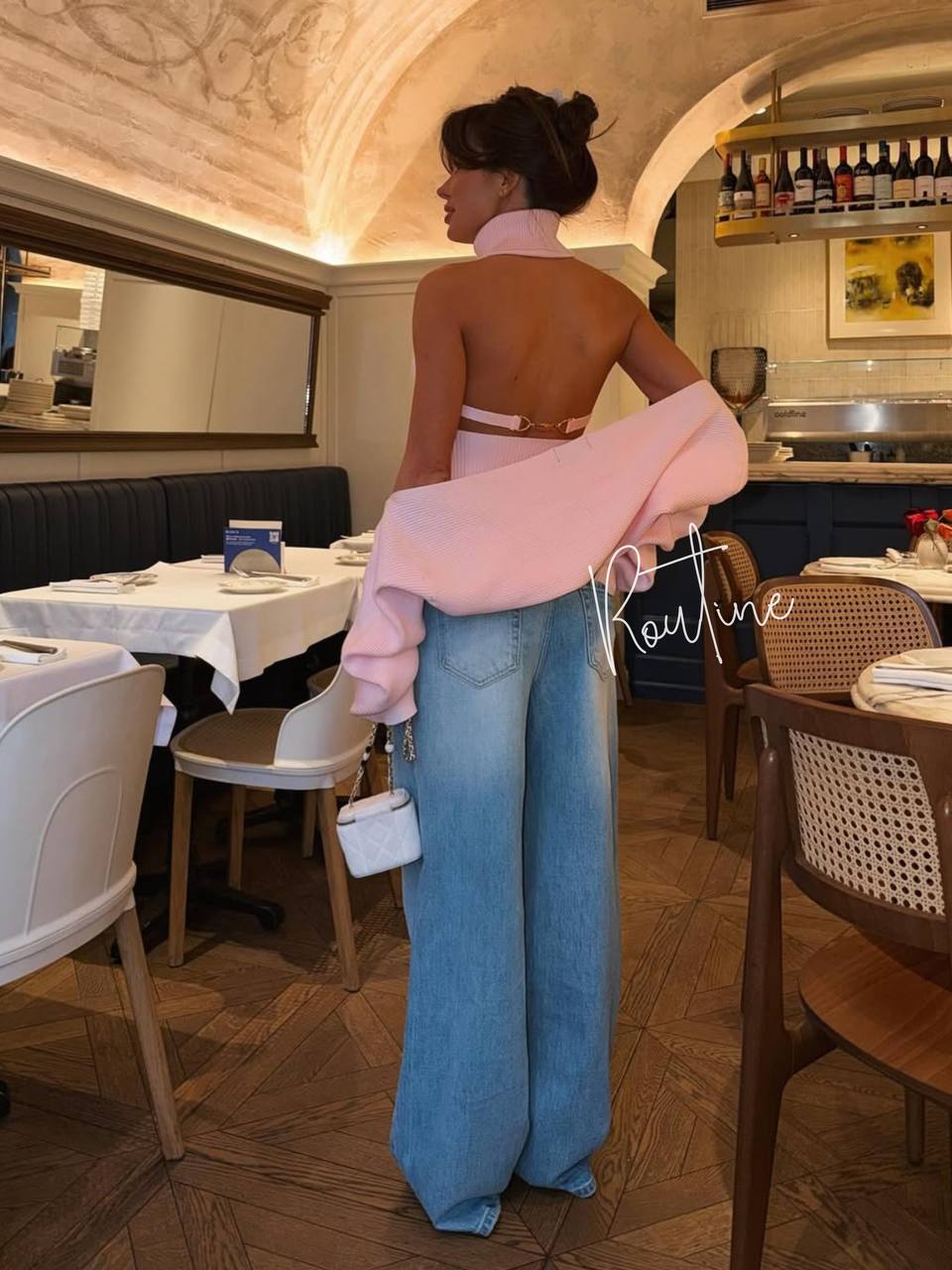 Бэнгер снова в наличии 🎯
Двойка топ+кардиган из плотной...