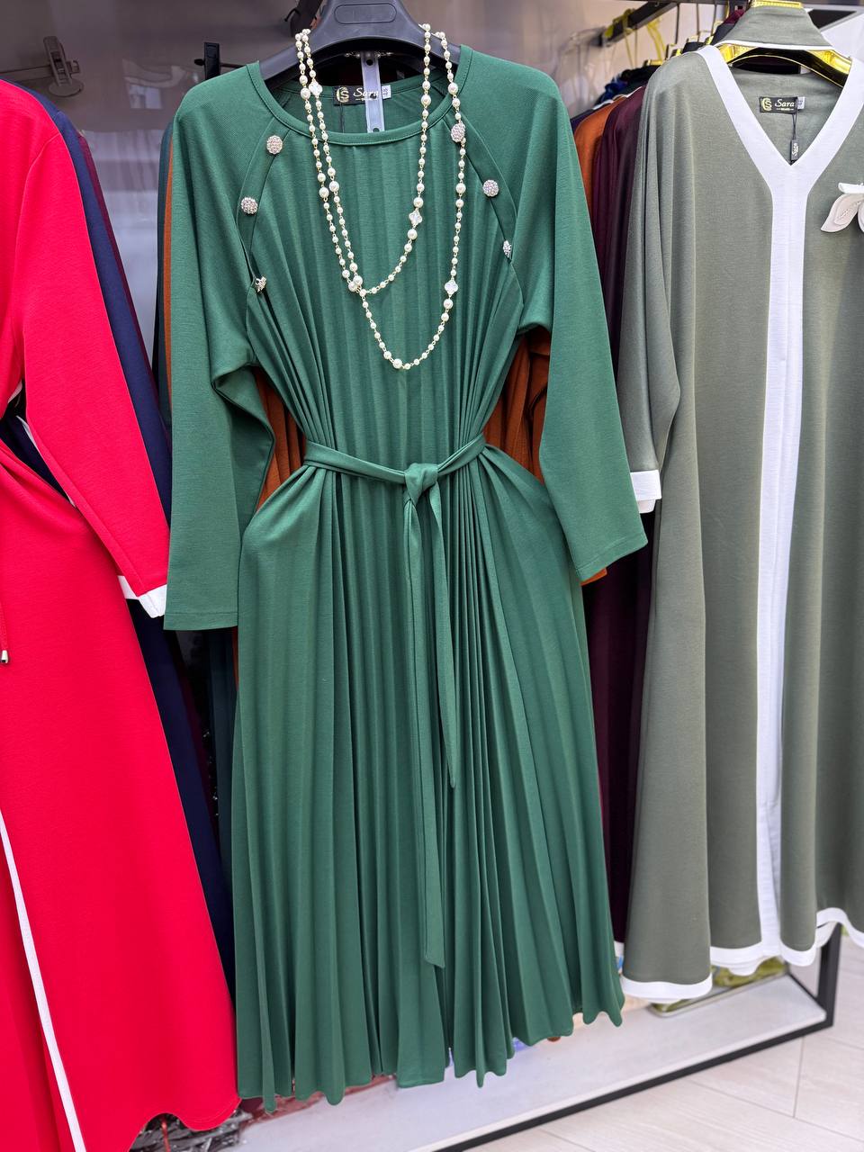 Платье Окант...