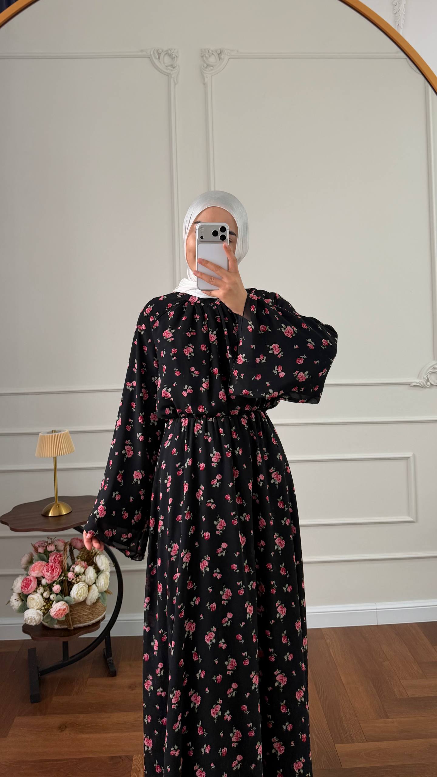 Нежная цветочная двойка
В комплекте идет пояс 🌸
📌Полнос...