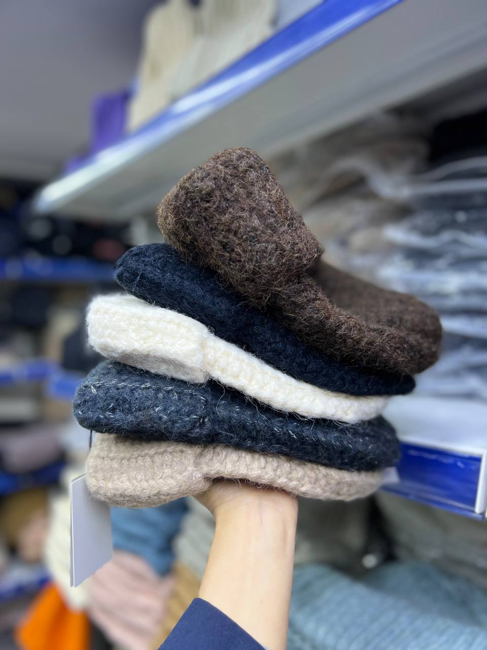 в наличии АН...