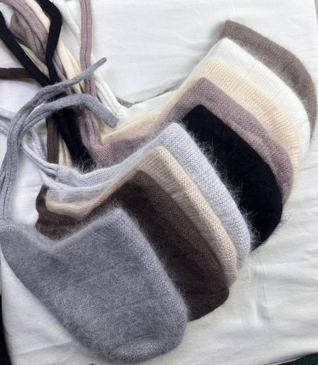 поступили че...