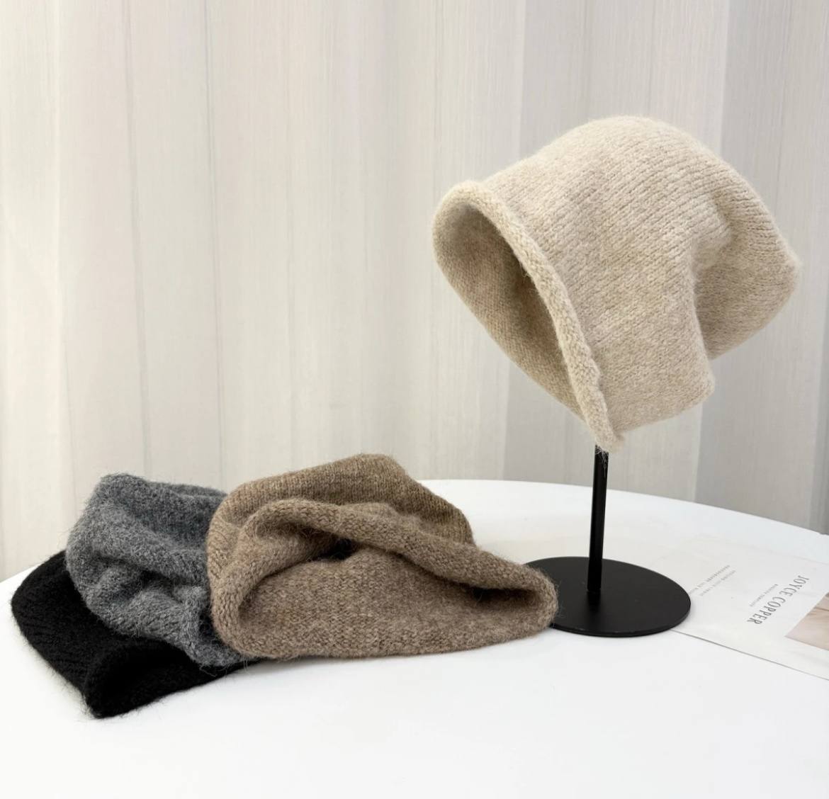 шапки в стил...