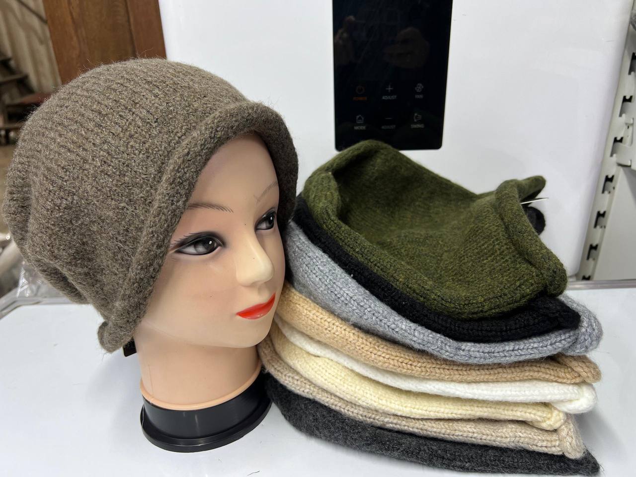 шапки в стил...