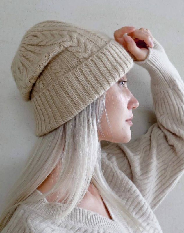 Шапки с коса...