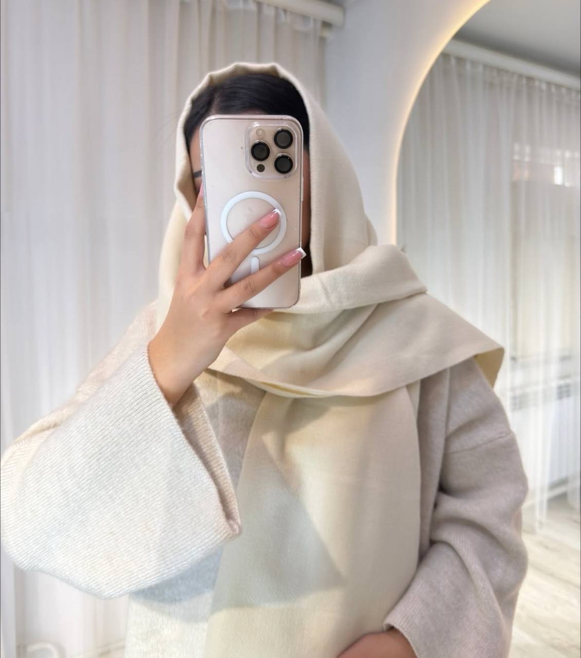 Шарфы одното...